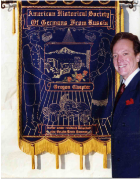 Roy Conrad Derring with the Oregon Chapter Banner he created