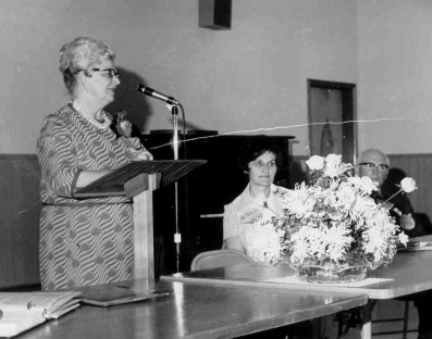 Ruth Amen at the March 1973 Oregon Chapter meeting